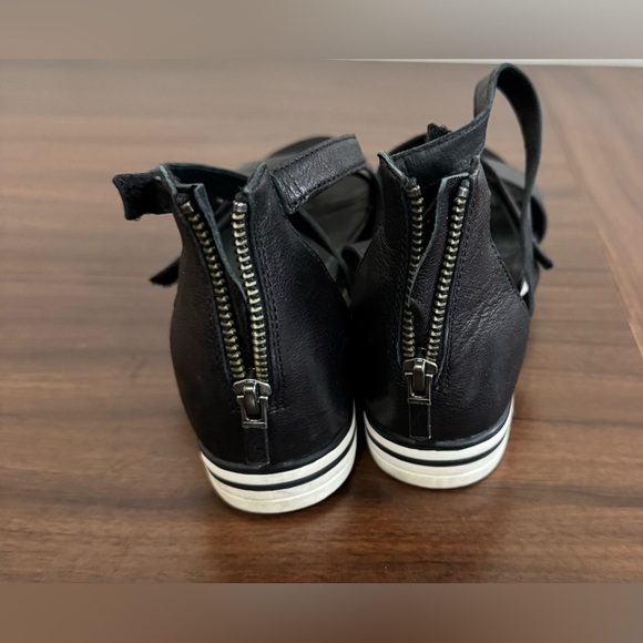 Eileen Fisher Sally wedge sandals in black leather size 7 - Picture 4 of 6